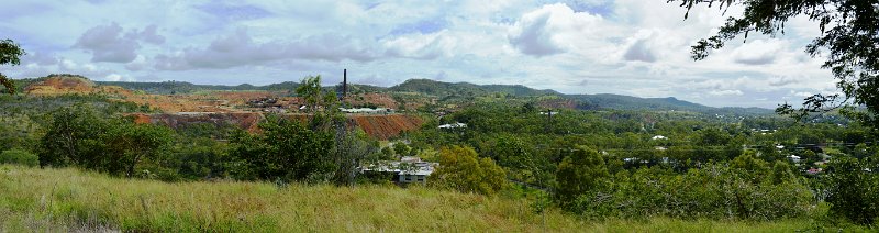07MtMorgan (3).JPG - Mount Morgan mine panorama
